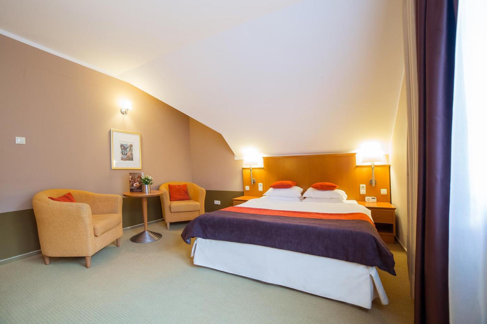 Hotel Klewinowo Conference & Spa Стая снимка