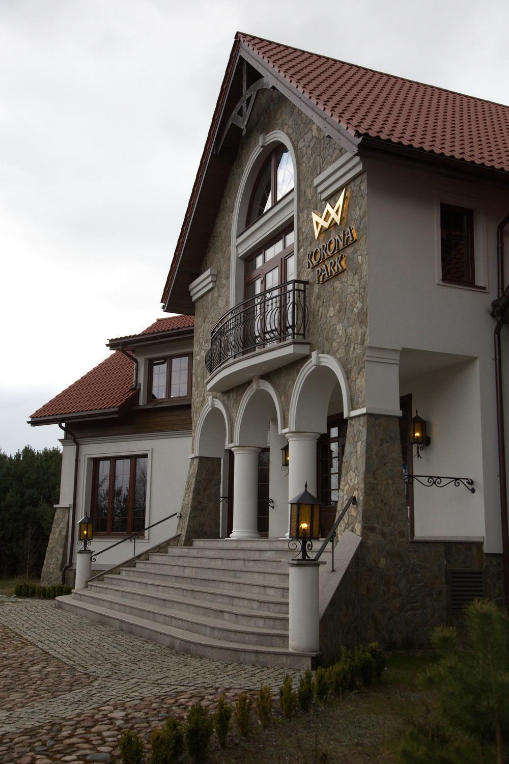 Hotel Klewinowo Conference & Spa Екстериор снимка