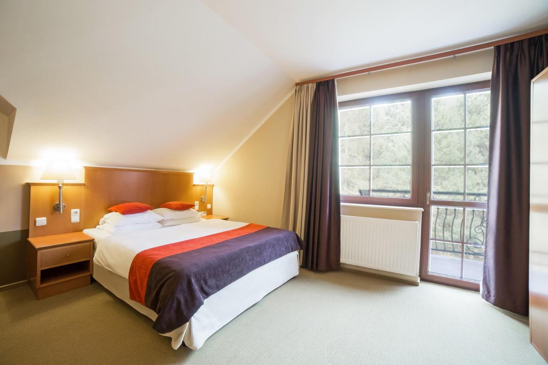 Hotel Klewinowo Conference & Spa Екстериор снимка