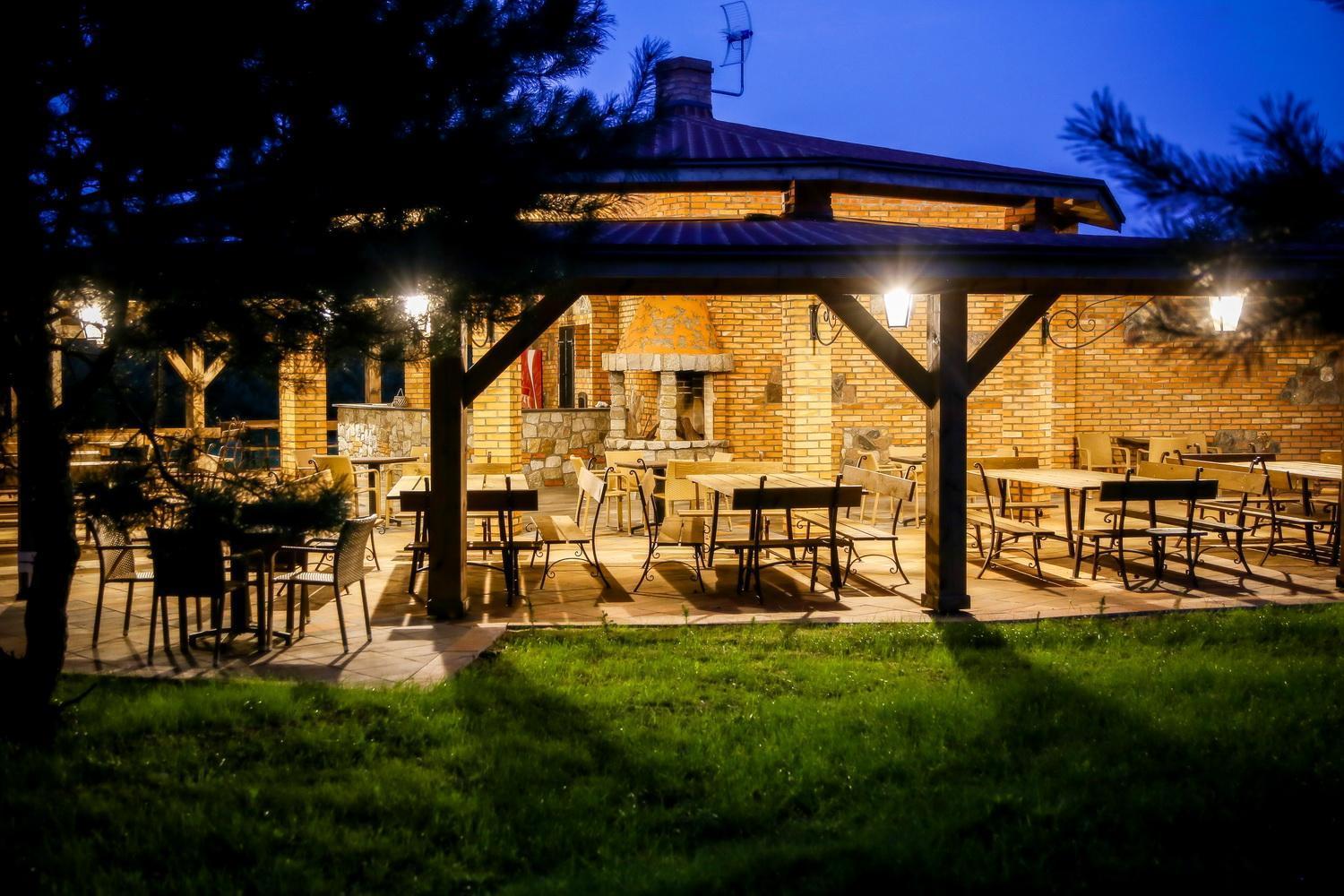Hotel Klewinowo Conference & Spa Екстериор снимка