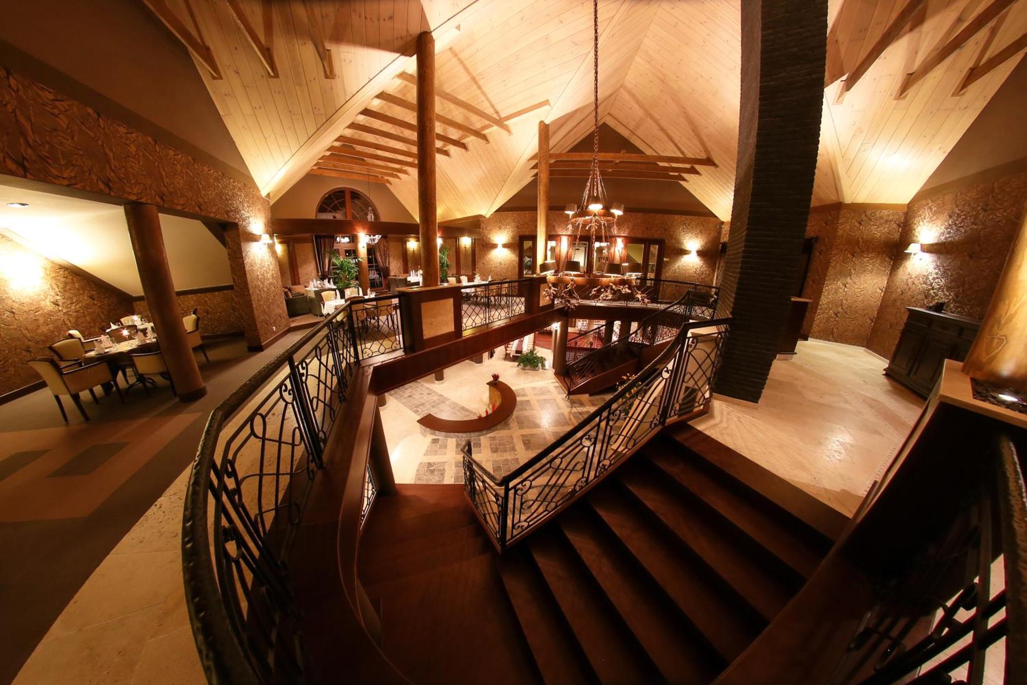 Hotel Klewinowo Conference & Spa Екстериор снимка