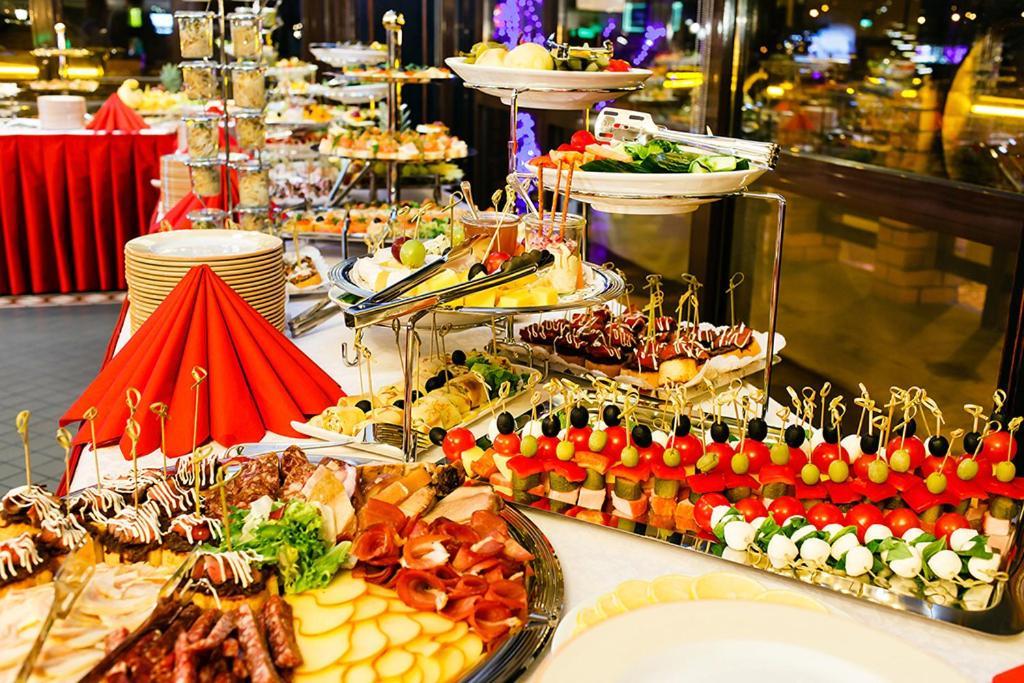 Hotel Klewinowo Conference & Spa Екстериор снимка