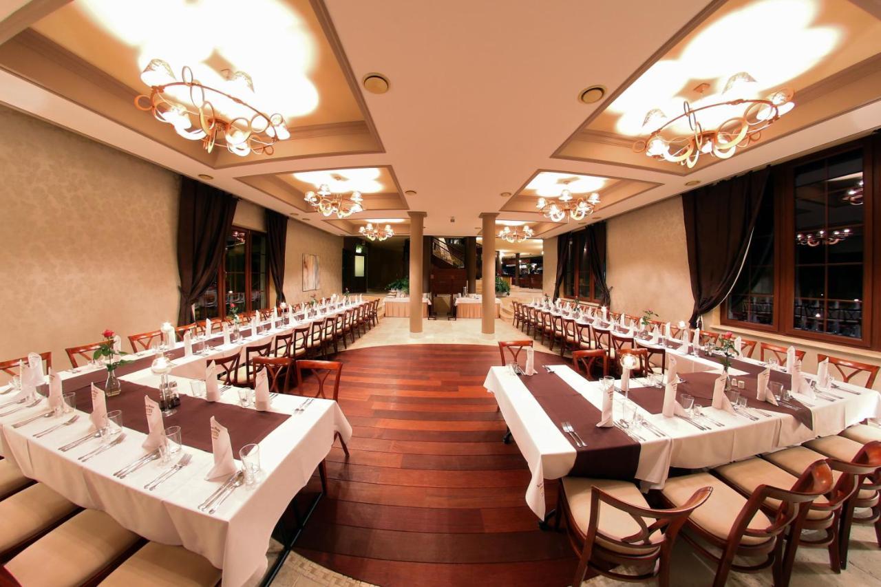 Hotel Klewinowo Conference & Spa Екстериор снимка