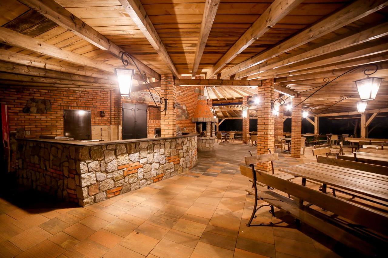 Hotel Klewinowo Conference & Spa Екстериор снимка